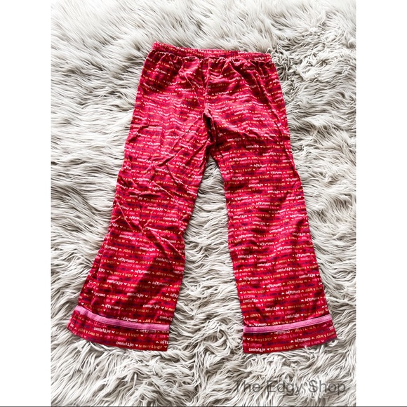 Old Navy | Flannel Holiday Pajamas Sleep Pants - Picture 2 of 5